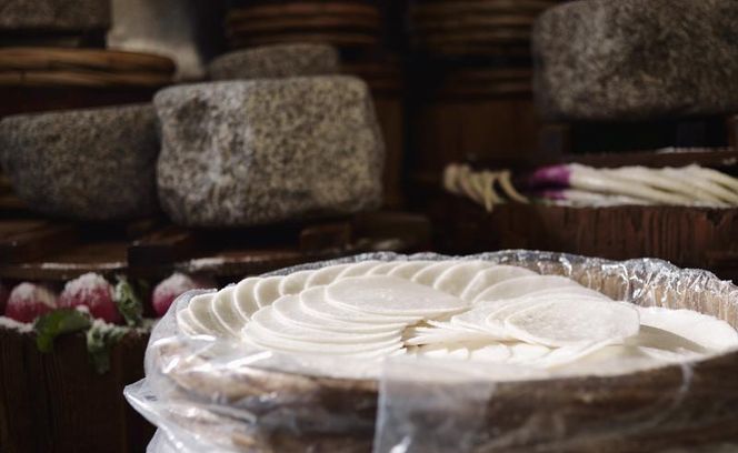 【京漬物大こう本店】〈冬季限定〉千枚漬と人気のお漬物6種詰め合わせ｜京都 漬物 野菜 人気［ 京都 老舗 漬物 つけもの 漬け物 野菜 京野菜 セット 人気 おすすめ お取り寄せ 通販 送料無料 ふるさと納税 ］ 261009_B-HU02