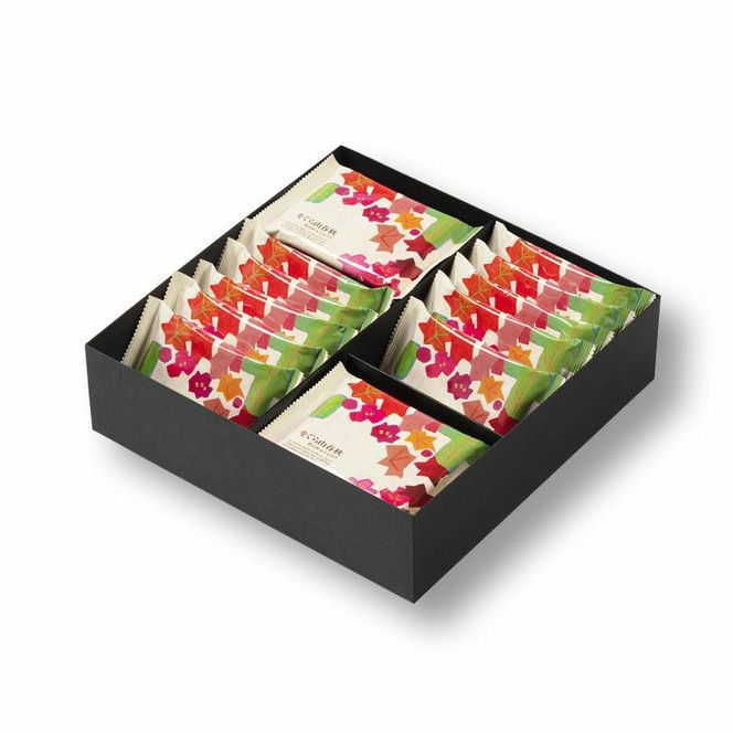 【小倉山荘】をぐら山春秋 あられ＆ショコラ 化粧箱大 16袋｜京都 あられ 有名店 人気セット［ 季節限定 あられ おかき せんべい 食べ比べ 詰め合せ 人気 おすすめ グルメ おいしい チョコ お菓子 和菓子 ギフト プレゼント お取り寄せ 通販 送料無料 ふるさと納税 ］ 261009_B-JK18