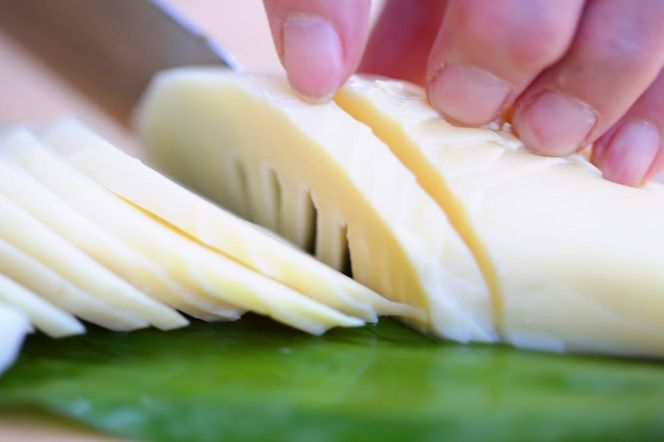 予約受付【筍農家】京都産 朝堀り たけのこ 優秀品 4KG（3-7本） [ 京都 筍専門店 たけのこ 朝掘り直送 新鮮 人気 おすすめ おいしい タケノコ 季節限定 お取り寄せ 通販 送料無料 ふるさと納税 ]	 261009_B-MF10