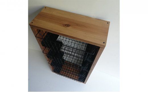 無垢材 落下防止付 ワイヤーバスケット シェルフ 4段　BIG カゴ付 [新星金属製作所 大阪府 守口市 20940961] 天然木 ナチュラル ラック リビング 玄関 子供部屋 風呂場 大容量 収納