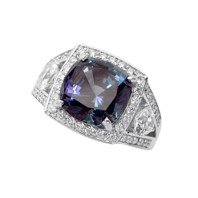 【高島屋選定品】＜京セラ＞クレサンベール＜アレキサンドライト／ダイヤモンド／プラチナ＞PT900 リング クッションカット 6月誕生石 ［ 京都 宝石 ジュエリー 人気 おすすめ 高級  特別 おしゃれ ファッション ブランド ダイヤ アレキサンドライト ］ 261009_A-XG008