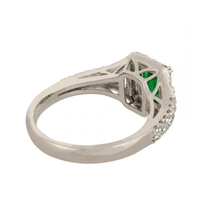 【高島屋選定品】＜京セラ＞クレサンベール＜エメラルド／ダイヤモンド／プラチナ＞PT900 リング エメラルドカット 5月誕生石 ［ 京都 宝石 ジュエリー 人気 おすすめ 高級  特別 おしゃれ ファッション ブランド ダイヤ エメラルド ］ 261009_A-XG005
