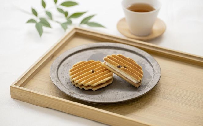 【高島屋選定品】【鼓月】プレミアム千寿せんべい24枚入［ 京都 老舗 和菓子 千寿せんべい 有名店 和菓子 人気 おすすめ お菓子 スイーツ プレミアム お取り寄せ 通販 ギフト プレゼント 贈答 ふるさと納税 ］ 261009_A-XD003