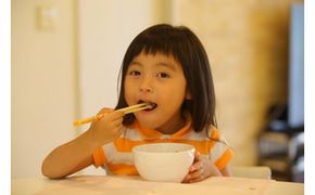 横山桂一さんのS級鰻　大20尾（3Kｇ） 464686_AW018