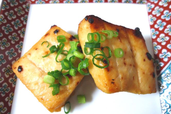 三陸焼物セットA 5種 さんま 一夜干し & 鯖 塩麹漬 & めかじき 味噌漬 & いわし 丸干し & さば 一夜干し [ひまわり食品 宮城県 気仙沼市 20565489] 魚 魚介類 干物 漬魚 切り身 惣菜 詰め合わせ 冷凍