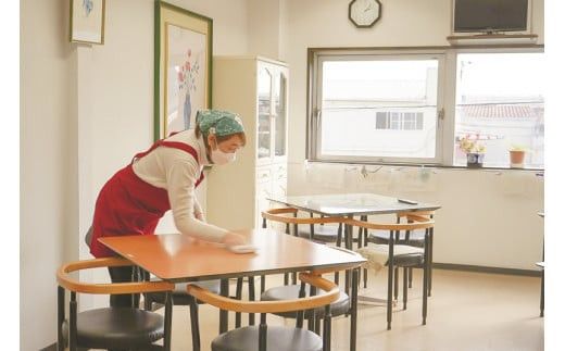 シルバー人材センターのお助けサービス(2)【シルバー人材センター　お助けサービス　傾聴　延1.5時間以内　除草　（手引き、刈草の処分は除く）　ふすま張替　障子張替　網戸張替　 大阪府 門真市 】 272230_BF002