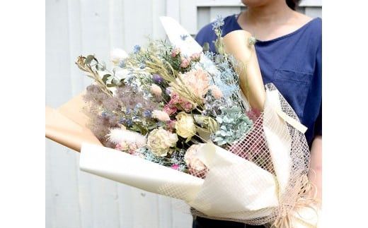 ドライフラワーブーケ（ローズ・フェミニーノ）【ドライ　フラワー　ブーケ フェミニンカラー　ドライフラワー　ノスタルジックなカラー　魅力的 優しい風合い　かわいらしさ 大阪府 門真市 】 272230_BG007