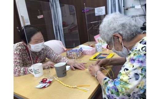 「認知症になっても輝けるまちづくり」活動応援セット（折り鶴アクセサリー、オレンジ夢リング）【認知症 折り鶴 アクセサリー オレンジ 夢リング リング 折り紙 応援セット 大阪府 門真市 】 272230_BV002