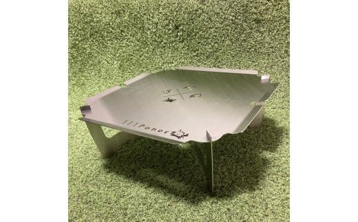 ３WAY 焚き火台テーブル　えび・かに柄（折りたたみ式）【使用時３５０×３５０×１４５ 収納時１８０×３５０×５ 1.5mm厚 SUS304 SUS304 焚き火台 キャンプ用品 キャンプ道具 大阪府 門真市 】 272230_CC001VC02