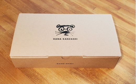 花かんざし　どらやきの皮だけ(プレーン2個、岩塩1個、ほうじ茶1個)、どらボール(つぶあん1個、こしあん1個)　合計6個詰合せ【 ギフト プレゼント 贈り物 お中元 お歳暮 お持たせ おかし お土産 スイーツ 手土産 贈答品 大阪府 門真市 】 272230_CQ003