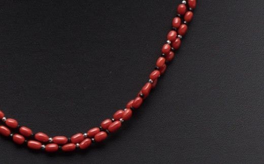 赤サンゴ（バロック型）×K18ミラーボールのネックレス _kn070