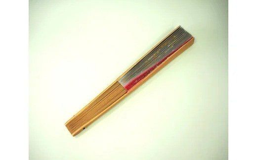 【黒色】伝統工芸士が手加工 金銀砂子細工加飾扇子 ／ 手づくり 和雑貨 [宮川紙工 埼玉県 小川町 079]