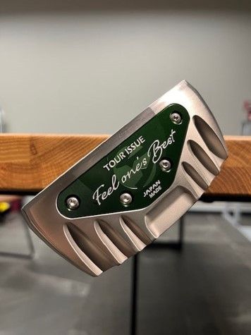 DRAG SS TOUR ISSUE ＜フェース部のスピンとソール部のアルミプレートのカラー：緑＞【 ゴルフ パター DRAG odermade madeinjapan fullmilledputter 削りだしパター 地クラブ 日本製 打感  父の日 ゴルフ リアライズ株式会社 送料無料 】 272230_BA014VC03