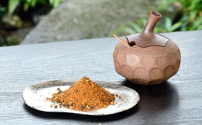 【下鴨茶寮】料亭の昆布とうがらし(2g×8袋セット) [ 京都 老舗 料亭 ミシュラン 調味料 ふりかけ 七味 人気 おすすめ グルメ 京料理 京懐石 ギフト プレゼント お取り寄せ 通販 送料無料 ふるさと納税 ] 261009_B-BS112