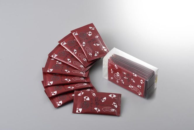 【下鴨茶寮】料亭の昆布とうがらし(2g×8袋セット) [ 京都 老舗 料亭 ミシュラン 調味料 ふりかけ 七味 人気 おすすめ グルメ 京料理 京懐石 ギフト プレゼント お取り寄せ 通販 送料無料 ふるさと納税 ] 261009_B-BS112