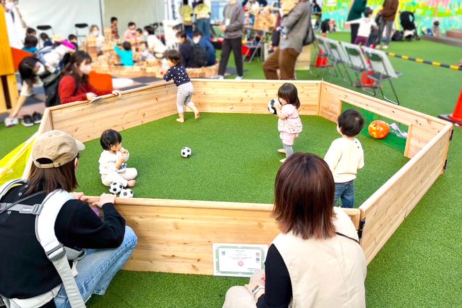 玩具 木製 ストリート サッカー いろは（五六八）スタジアム