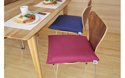 エアウィーヴ 座布団 （ワインレッド）◇