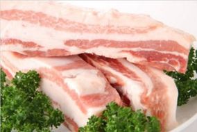 塚原牧場の幻の豚「梅山豚」バラブロック 1本 約4.5kg 豚バラ ブロック 豚肉 肉 梅山豚 K1040