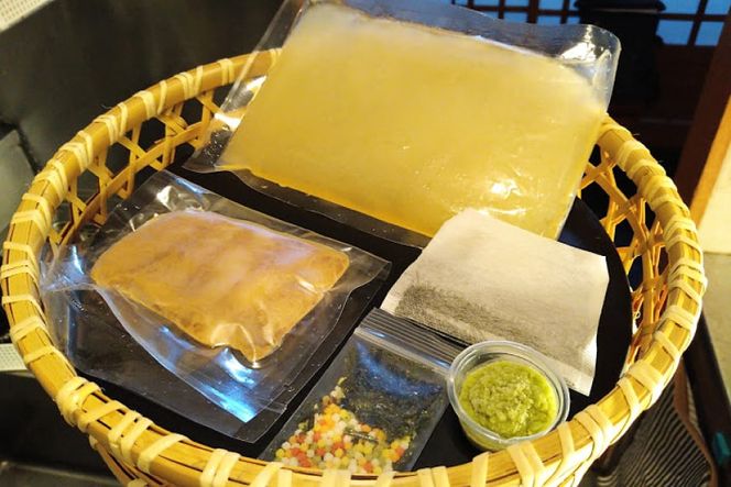 AF155ミシュランプレート掲載のお料理店「まどか」　島原鯛茶漬け・自家製辛子明太子セット