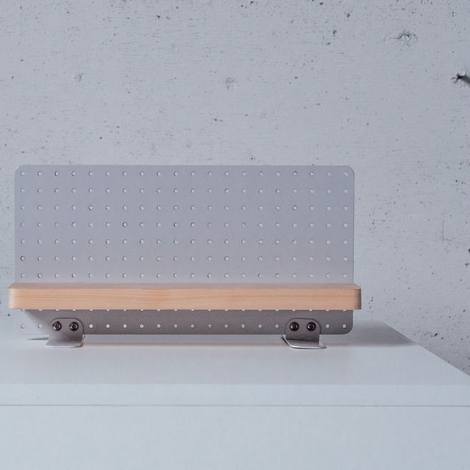 BG-1a R9 pegboard hinoki stage（キッチン収納）