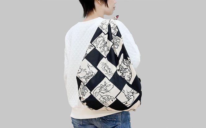 【三陽商事】鳥獣戯画 両面風呂敷 市松柄(黒×ピンク)［ 京都 風呂敷 ふろしき バッグ 人気 おすすめ エコ おしゃれ 収納 お弁当 和柄 お取り寄せ 通販 送料無料 ふるさと納税 ］ 261009_B-BY63