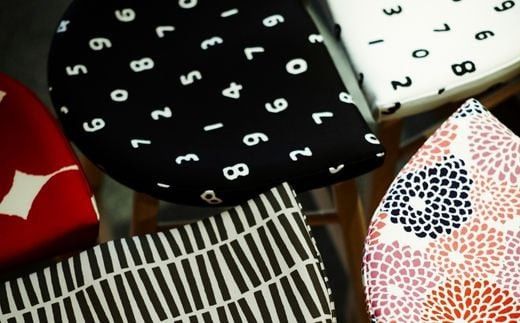 椅子 イス いす チェア ダイニングチェア スツール  木製  単品   疲れにくい  完成品  座面高さ45  無垢 天然木 布地 ナチュラル  北欧  カフェ おしゃれ リビングチェア 木製椅子 木製 玄関 腰掛け Coccole  C224-CS 1脚 322032_BQ074