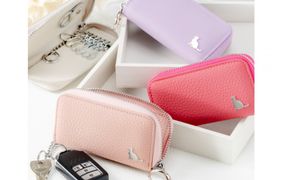 【スマートキー対応 カードが入る本革6連キーケース】＜濃いピンク＞ おしゃれ　可愛い　コンパクト　スリム　猫　レザー 232238_CM029VC02