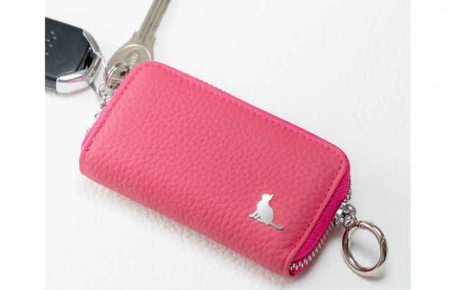 【スマートキー対応 カードが入る本革6連キーケース】＜濃いピンク＞ おしゃれ　可愛い　コンパクト　スリム　猫　レザー 232238_CM029VC02