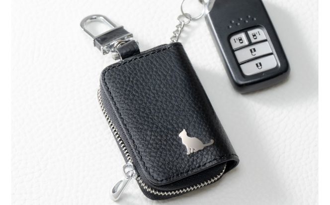 【本革スマートキーケース】＜ブラック＞ ねこ おしゃれ 可愛い コンパクト スリム 猫 レザー 窓つき 収納 232238_CM030VC01