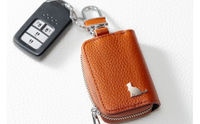 【本革スマートキーケース】＜ブラウン＞ ねこ おしゃれ 可愛い コンパクト スリム 猫 レザー 窓つき 収納 232238_CM030VC02