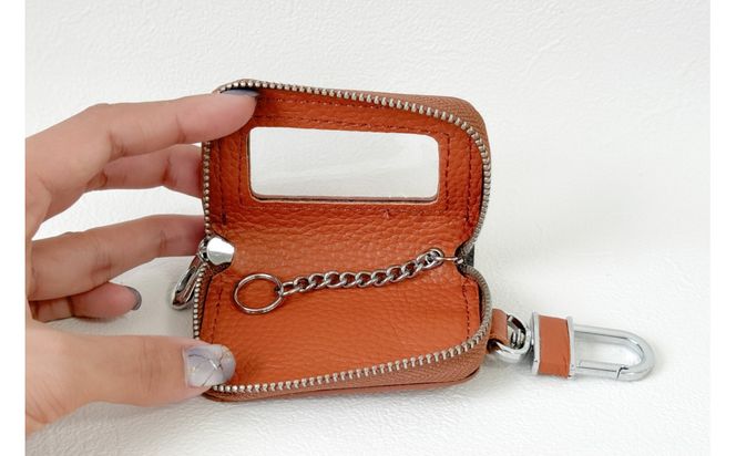 【本革スマートキーケース】＜ブラウン＞ ねこ おしゃれ 可愛い コンパクト スリム 猫 レザー 窓つき 収納 232238_CM030VC02