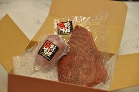 川崎名産品　和牛ビーフジャーキー・和牛コンビーフセット 141305_AN01