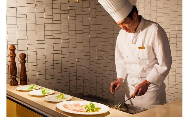 川崎日航ホテル レストランナトゥーラ「ディナーブッフェ ペアお食事券（金、土、日、祝日限定）」 141305_AZ33