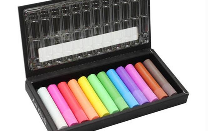 どこでも黒板スペースになる、黒板とチョークのセット 141305_BH04