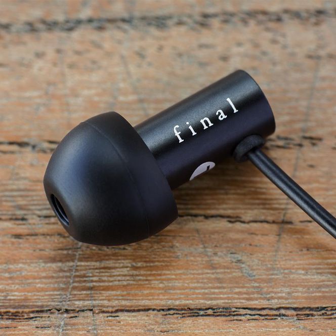 マイク付きハイレゾイヤホン final  E2000C MATT BLACK 141305_DC25VC01