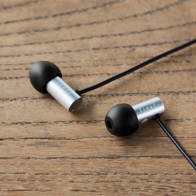 マイク付きハイレゾイヤホン final  E2000C MATT SILVER 141305_DC25VC02