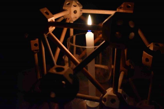 愛する人へ 幸せのお守り ★天地人Hugくむ★　無二の星★贈答品【麻生区岡上のご神木謹呈】たった１つのあなただけの星のようなお守り 141305_DZ01