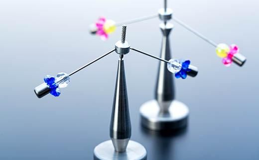 【かわさきマイスター考案】やじろべえゴマ（台先広いタイプ） 141305_EM01