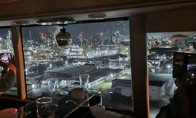 【人気ドラマで紹介】レストランバスの川崎工場夜景コース『フレンチとお酒と川崎工場夜景を楽しむ夜』のご予約に使えるWEBクーポン【３０，０００円分】 141305_GG04