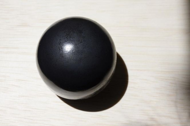 鉄彫刻家　飯田誠二作品　鉄本来の音を楽しむ楽器「Sei」（黒錆色タイプ） 141305_GW002