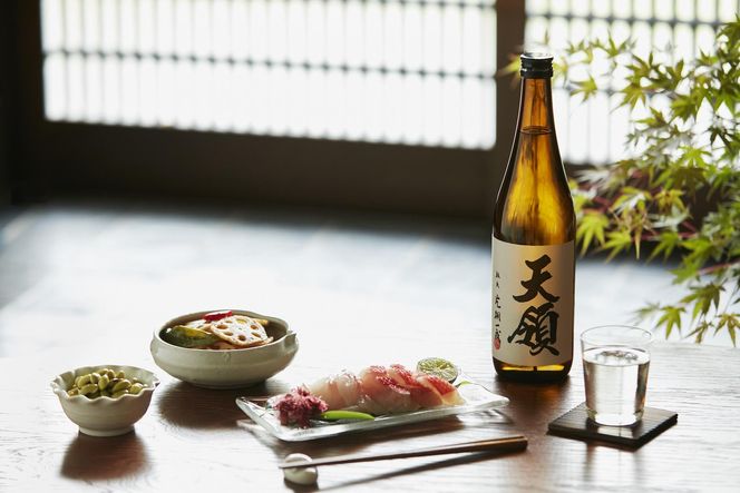 天領酒造 米焼酎 天領 25% & 請福酒造 琉球泡盛 やえやま 30% 本格焼酎 & 琉球泡盛 720ml 2本セット 発売元 株式会社片山 141305_JN05