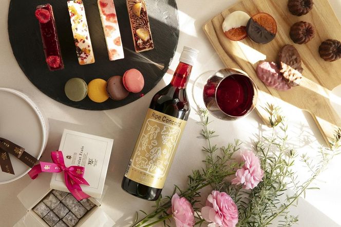 林農園 酸化防止剤無添加 五一わいん 完熟コンコード 赤甘口 720ml & 完熟ナイヤガラ 白甘口 720ml 2本セット 発売元 株式会社片山 141305_JN09