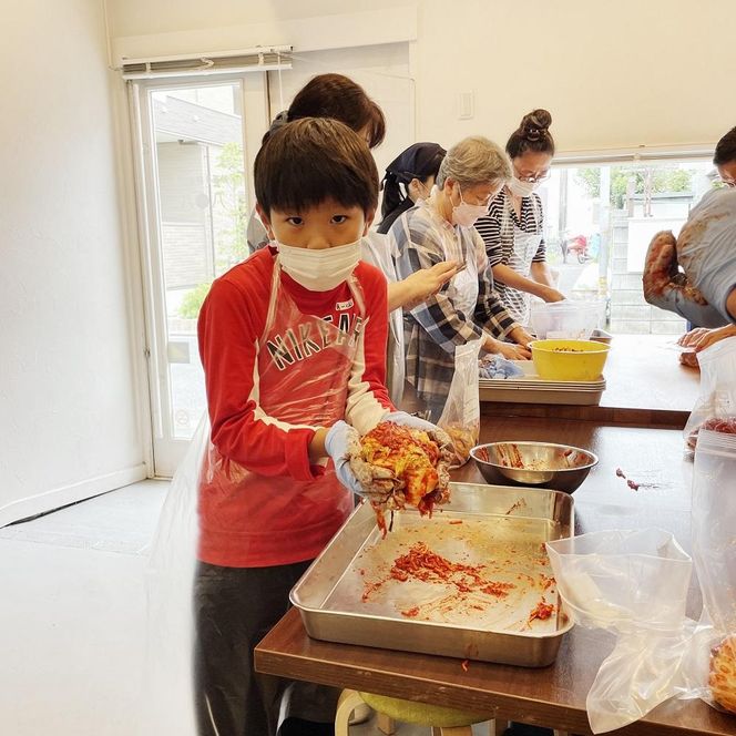 川崎名物キムチ専門店『おつけもの慶』工場見学およびキムチづくりと特別なランチ体験クーポン(1名様分)　慶キムチのカレー1パックお土産付 141305_JV07