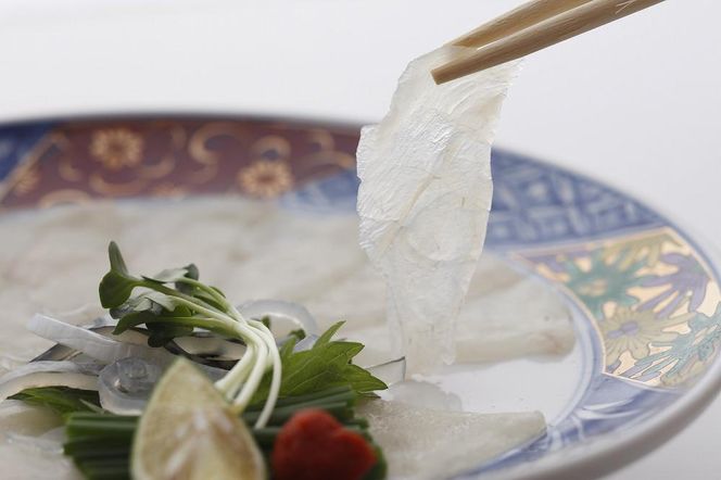 【とらふぐ亭】とらふぐ三昧フルコースお食事券＜4名様分＞【国産高級とらふぐ使用】 141305_KB09