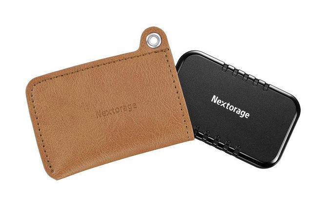 PUレザーポーチ付き ポータブルSSD　4TB 141305_KE05