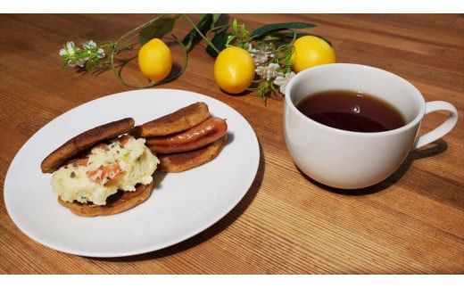 どらやきの皮だけ（プレーン3個、岩塩2個、ほうじ茶1個詰合せ）【 ギフト プレゼント 贈り物 お中元 お歳暮 お持たせ おかし お土産 スイーツ 手土産 贈答品 大阪府 門真市 】 272230_CQ008