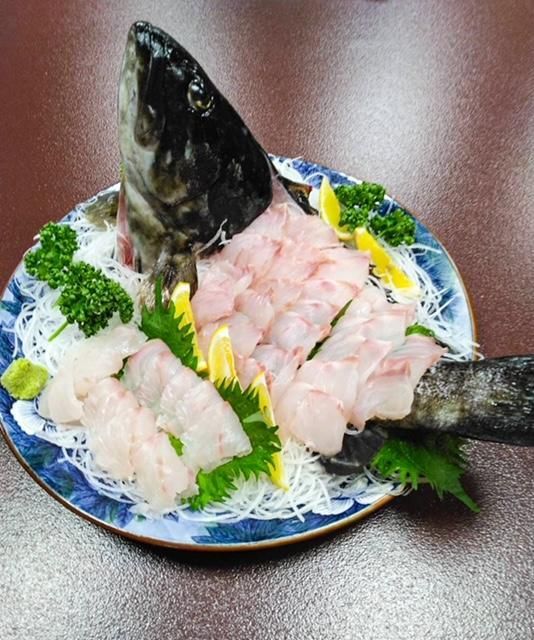 高級食材「クエ」懐石ペア宿泊券1泊2食 222232_CS002