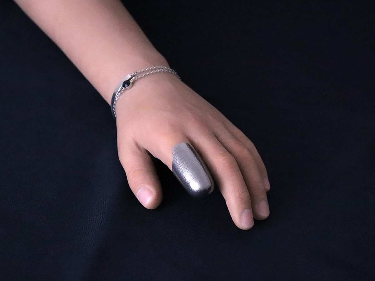 個性が光るアクセサリー Kin-kan Titanium プレーン 川村義肢株式会社 272183_AD14