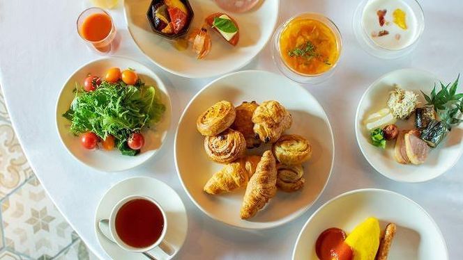 【メルキュール京都ステーション】ホテル宿泊ペアチケット(1泊朝食付き)【スーペリアキングルーム】［ 京都駅近 フランス発祥 ホテルブランド おしゃれ 平安貴族の世界観　ホテル ペア 宿泊券 人気 おすすめ ホテル 宿泊 旅行 観光 グルメ ふるさと納税 ］  261009_A-GZ002