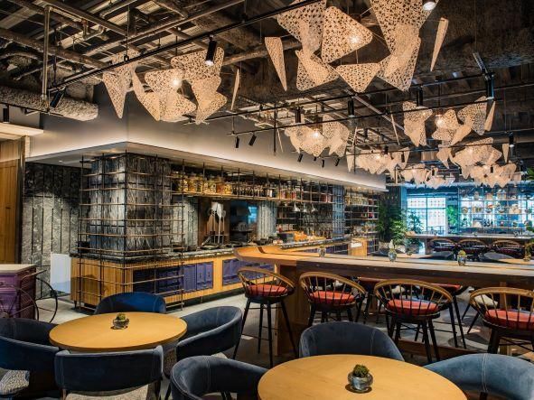 【メルキュール京都ステーション】ホテル宿泊ペアチケット(1泊朝食付き)【スーペリアキングルーム】［ 京都駅近 フランス発祥 ホテルブランド おしゃれ 平安貴族の世界観　ホテル ペア 宿泊券 人気 おすすめ ホテル 宿泊 旅行 観光 グルメ ふるさと納税 ］  261009_A-GZ002